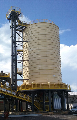 Vertical Silo with Bi-supported Screw Internally Driven