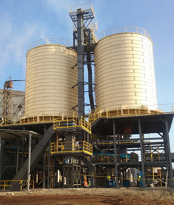 Vertical Silo with Bi-supported Screw Internally Driven